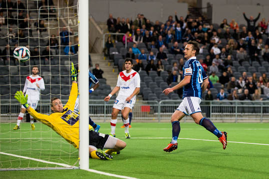 Djurgårdens Andreas Johansson gör 1-0 för Djurgården