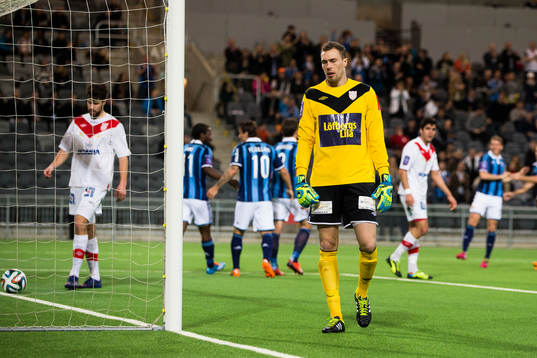 Assyriskas målvakt Robin Malmkvist deppar