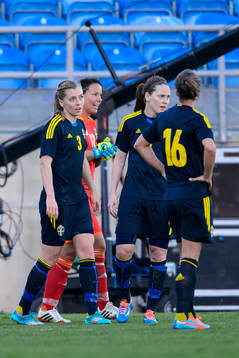 Sveriges Linda Sembrant, Lisa Dahlkvist och Lina Nilsson
