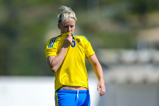 Sveriges Nilla Fischer deppar