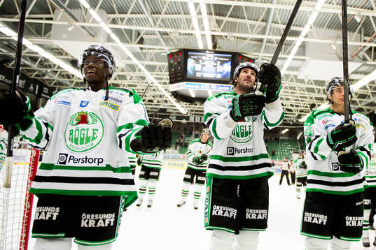 Rögles Eric Persson, Andreas Lilja och Daniel Zaar jublar