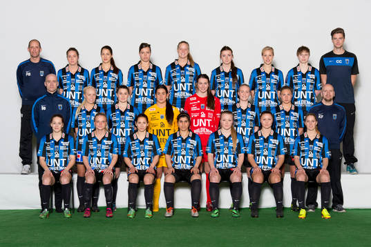 Spelare i damfotbollslaget Sirius