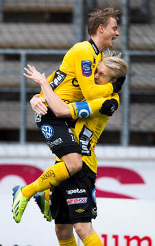 Elfsborgs Simon Hedlund jublar