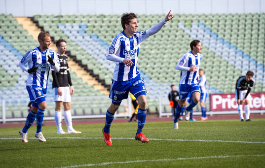 IFK Göteborgs Lasse Vibe jublar