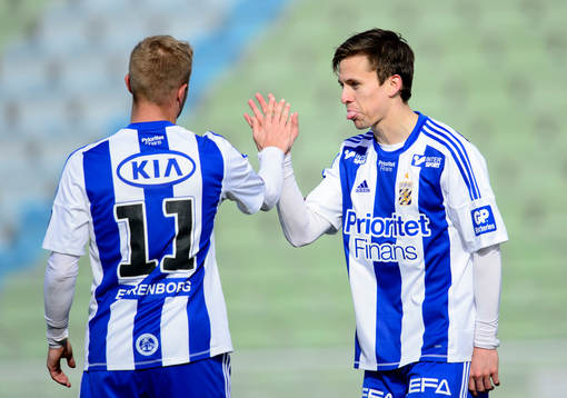 IFK Göteborgs Lasse Vibe jublar med Robin Söder