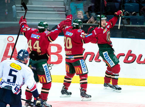 Frölundas Max Görtz jublar