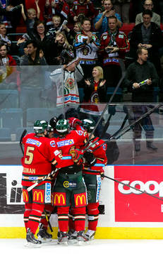 Jubel hos Frölunda och publiken