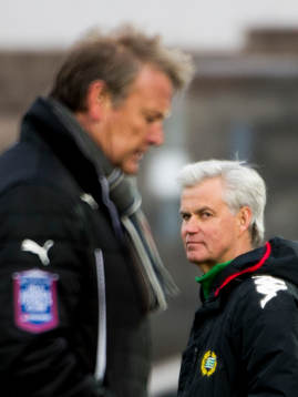 Hammarbys tränare Nanne Bergstrand, i förgrunden Malmös