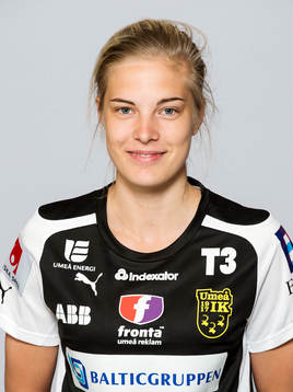 Damfotbollsspelaren Lina Hurtig, Umeå IK