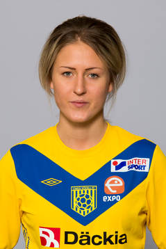 Damfotbollsspelaren Emma Kullberg, Umeå Södra