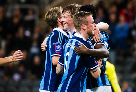 Djurgårdens Emil Bergström jublar