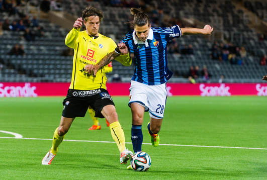 Halmstads Fredrik Liverstam  och Djurgårdens  Aleksandar