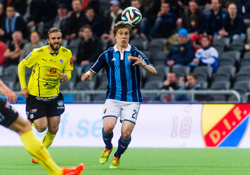 Halmstads Jesper Westerberg  och Djurgårdens  Simon