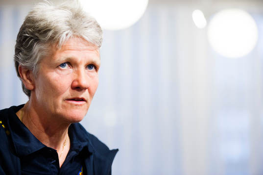 Pia Sundhage presenterar truppen