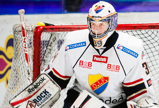 Djurgårdens  målvakt Adam Reideborn