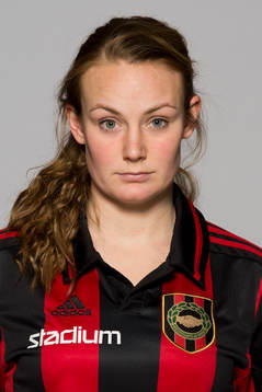 Damfotbollsspelaren Mathilda Hagman, Brommapojkarna