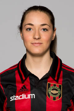 Damfotbollsspelaren Victoria Riesterer, Brommapojkarna
