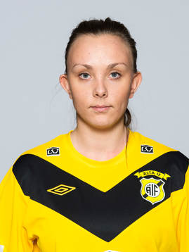 Damfotbollsspelaren Josefine Andersson, Älta