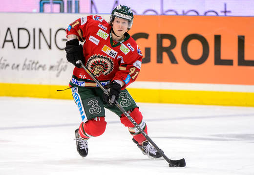 Frölundas Mathis Olimb med pucken