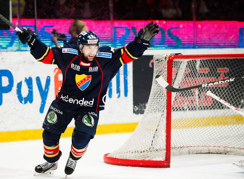Djurgårdens  Steve Saviano  jublar