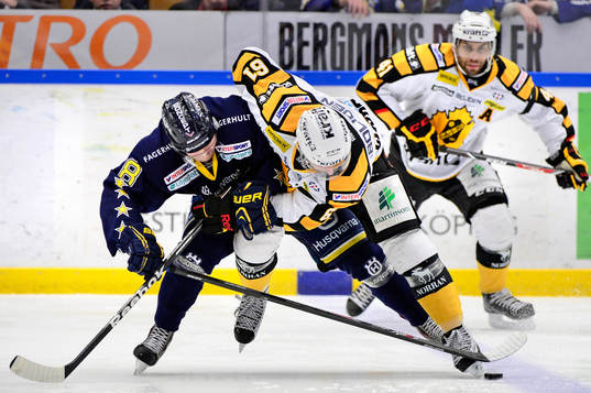s Eric Andersson och Skellefteås Fredrik Lindgren