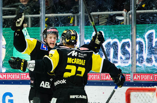 Västerås Rasmus Bengtsson jublar