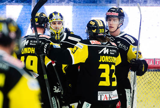Västerås jublar med målvakt Jonas Fransson