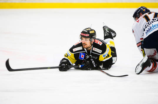 Västerås Jeremy Williams  och Djurgårdens Henrik