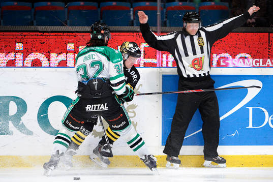 s Oscar Ahlström
