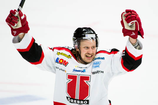Örebros Marcus Weinstock jublar