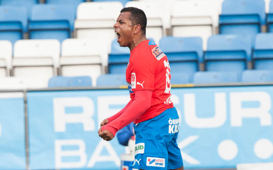 Helsingborgs Alvaro Santos har gjort 2-1 och jublar mot