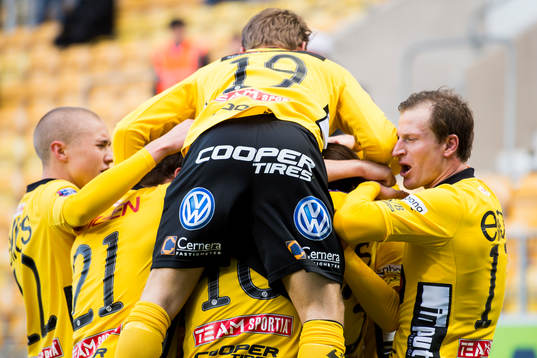 Elfsborgs spelarna jublar