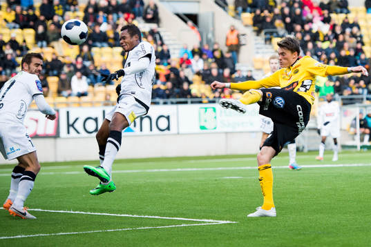 Elfsborgs Lasse Nilsson skott
