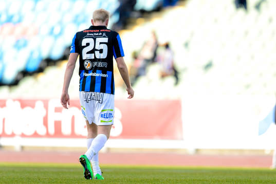 Sirius Sirius Carl Nyström lämnar planen