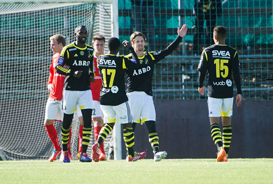 AIKs spelare jublar