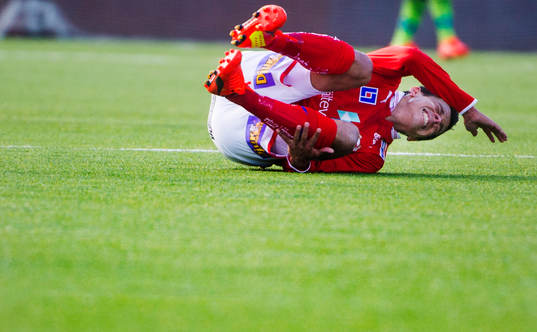 Kalmars Romario Pereira Sipiao har ont