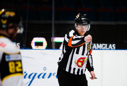 Domare dömer 0-1 som godkänt