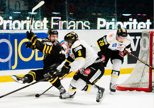 s Martin Karlsson ramlar till