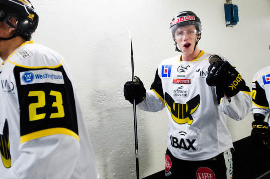 Västerås Jonas Emmerdahl jublar