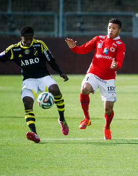 AIKs Ebenezer Ofori och Kalmars Ismael Silva Lima