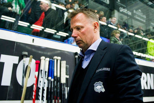 Malmö Redhawks tränare Mats Lusth deppar