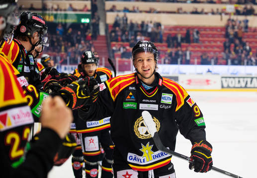Brynäs Johan Harju jublar