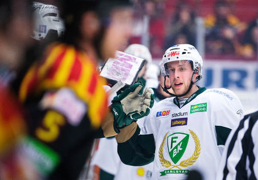 Färjestads Per Åslund jublar