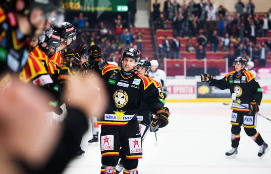 Brynäs Greg Scott jublar