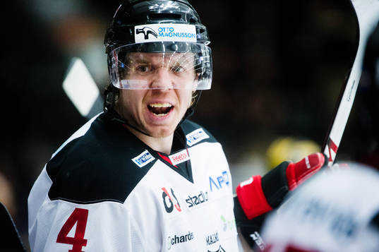 Malmö Redhawks Anton Blomkvist manar på sina lagkamrater