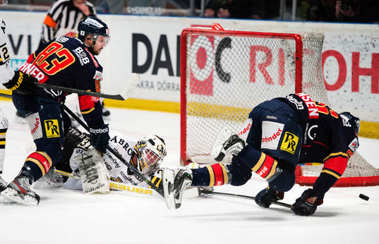 Djurgårdens Dustin Johner och Marcus Sörensen oroar