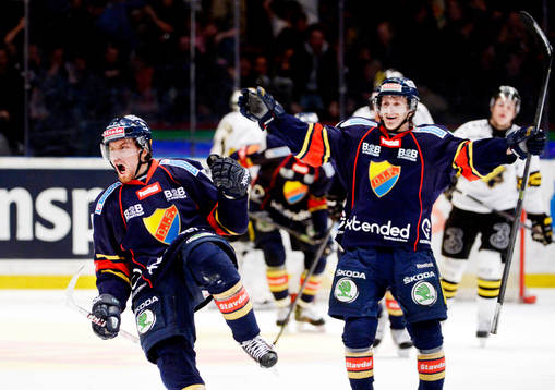 Djurgårdens Jens Jakobs och Marcus Sörensen jublar
