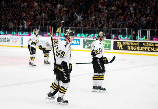 s Victor Ahlström och Christian Sandberg deppar när de