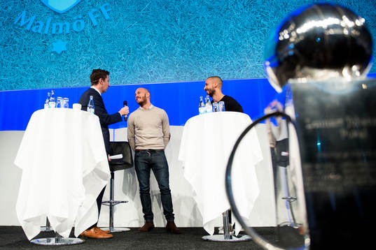 Malmö FFs Magnus Eriksson och Guillermo Molins i