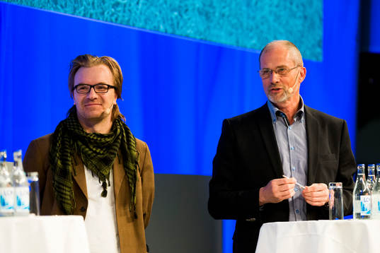 Supporterföreningens Tony Ernst och Svensk Elitfotbolls